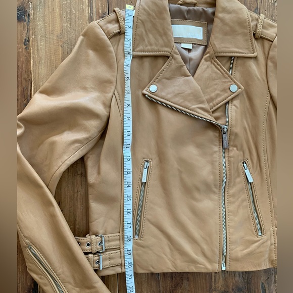 Michael Kors Beige Leather Jacket, Sz M - Picture 3 of 16
